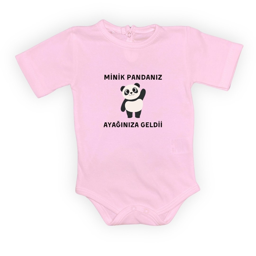 Minik Pandanız Ayağınıza Geldii Baskılı Bebek Body Zıbın Çıtçıtlı Badi — KOYU PEMBE